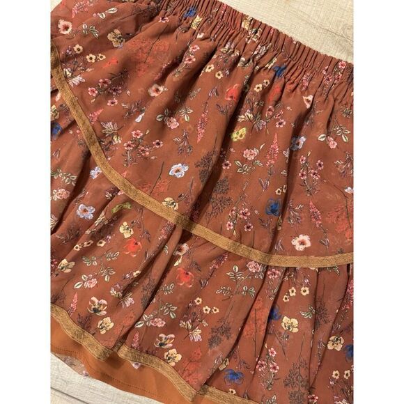 Allison New York Brown Floral Mini Skirt Tiered Women’s xS Extra Small Spring - Picture 2 of 2